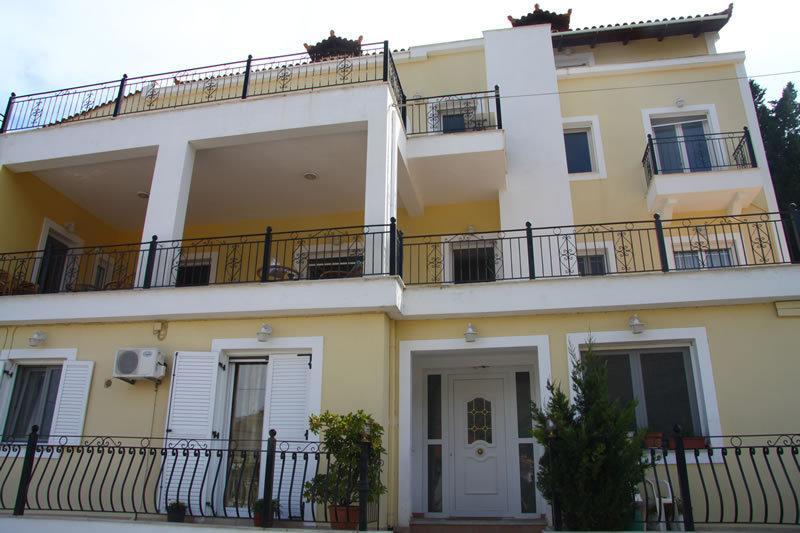 Santafemia Apartment Agia Efimia Exterior photo